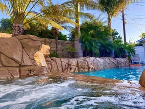 Piscine extérieure