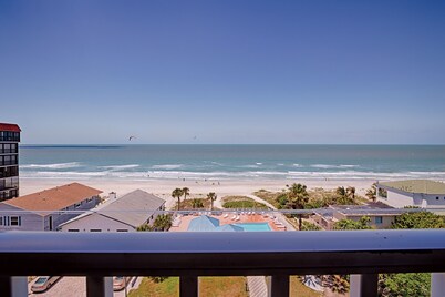 BeachFront Penthouse, Paradise found.  Pet Friendly, 2nd condo avail see 1070120