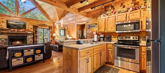 🐾 EASY ACCESS 🐾 NO Crazy Roads 🐾 BEARS 🐾 5Minutes off Parkway 🐾DOLLYWOOD7Miles 🐾