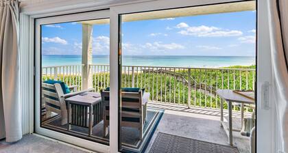 Oceanfront Condo with Panoramic Ocean Views on S. Hutchinson Island/Stuart