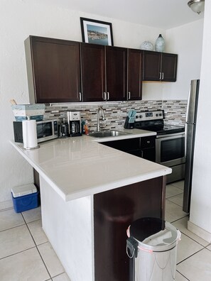 Fridge, microwave, oven, stovetop - Amazing villa steps from the pool with incredible views & FREE WiFi (Nazareth)