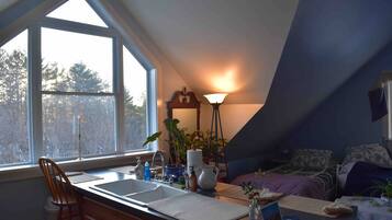 1 Schlafzimmer, Schreibtisch, BĂŒgeleisen/BĂŒgelbrett, kostenloses WLAN