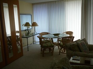 TV connectée, lecteur de DVD, médiathèque, chaîne hi-fi