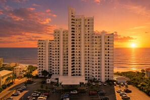 Exterior - An Updated Stunner With Beach Views & Privacy (Seagrove Beach)