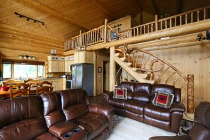 Älytelevisio, DVD-soitin, kirjoja