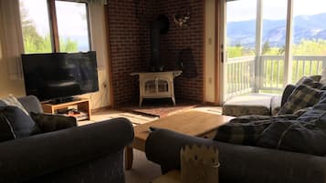 TV connectée, livres, chaßne hi-fi