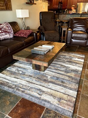 Smart TV, fireplace, video-game console, DVD player