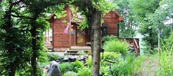 Luxury Lake Cabin by New River Trail m / Dock / Kanoer / Steam Room / Peis ...