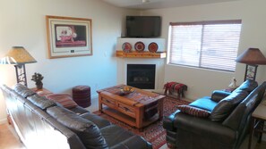 Smart TV, chimenea, estéreo y impresora 