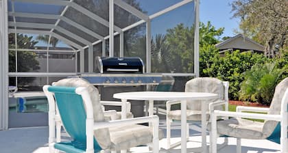 Enorme terraza de la piscina 15 minutos 2 Disney!❤️360º Sol, Privacidad-Juegos-Cocina del Chef + ¡Más!