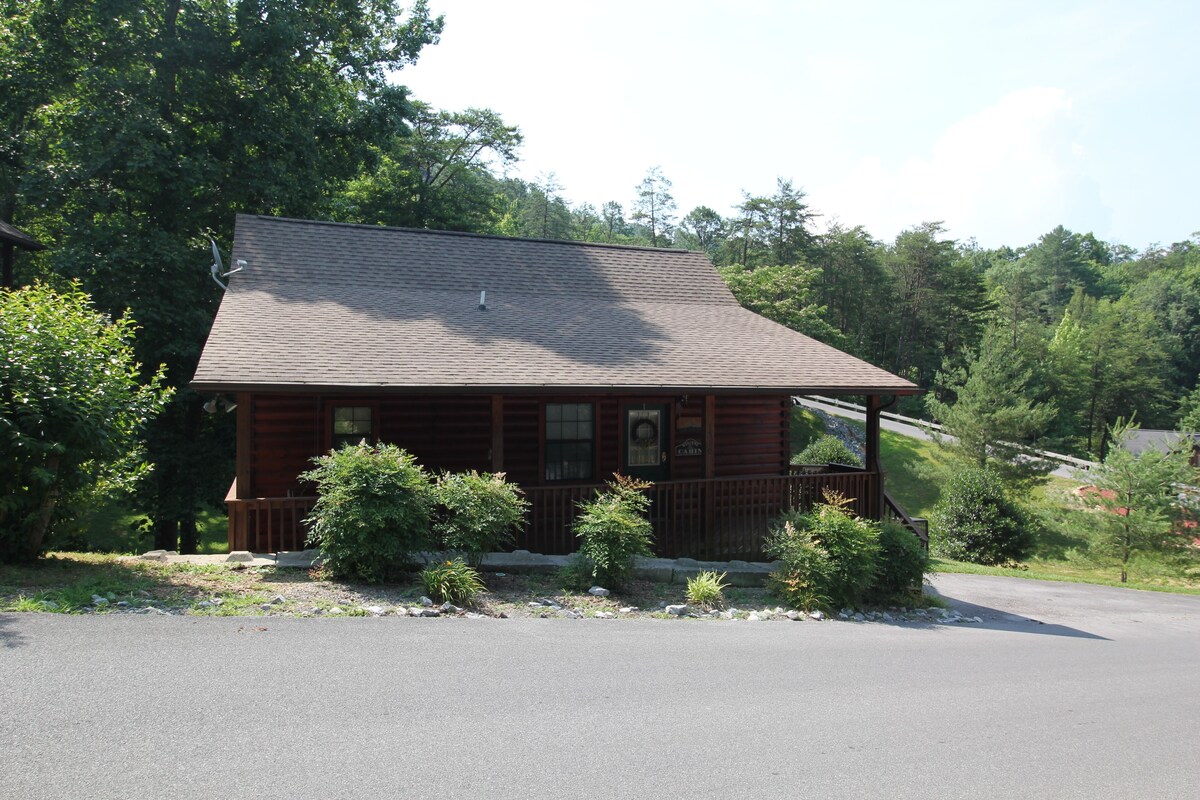 Your Smoky Mountain Dream Destination-