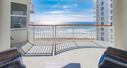 Beautiful beach front condo!!!