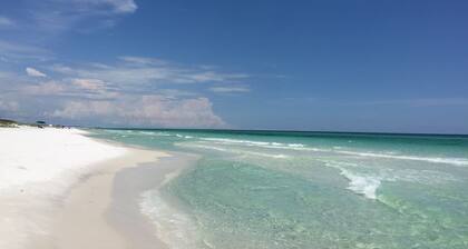 Upea CONDO TOPS'S SUMMITissa RANNEN JA RACQUET-KLUBIN VÄLILLÄ - Upeaa näkymää!