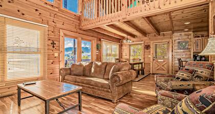 5 miles to Gatlinburg, Hot Tub, Amazing Views, FOUR BEDROOMS SPRING AVAILABILITY