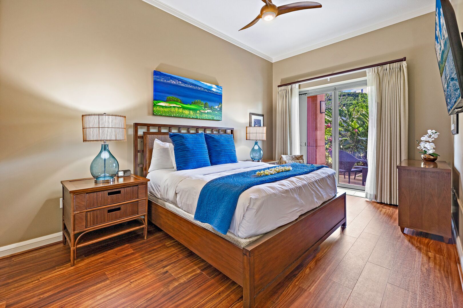 2 slaapkamers, een strijkplank/strijkijzer, reisbedje, gratis wifi