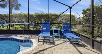 Cozy Canal Front Pool Home W / venelaituri