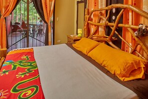 3 bedrooms, iron/ironing board, travel cot, free WiFi