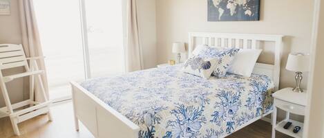 2 室のベッドルーム、アイロン / アイロン台、WiFi (無料)、ベッドシーツ