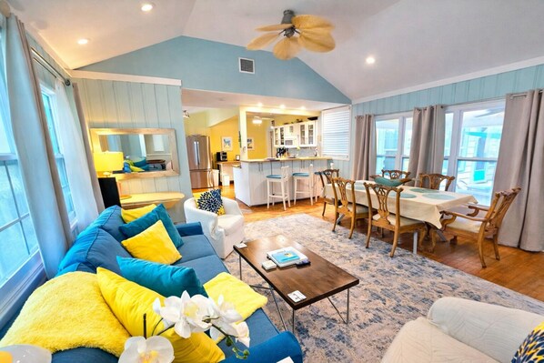 TV, fireplace, DVD player, books