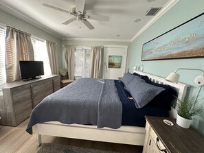 2 bedrooms, desk, iron/ironing board, free WiFi