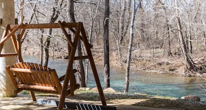 Amy's Waterfront Blessing w/ Hot Tub, Grill, & Fishing 2 King Master Suites