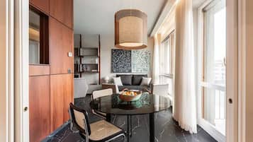 Smart TV, books, music library, stereo