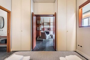 1 bedroom, in-room safe, iron/ironing board, WiFi