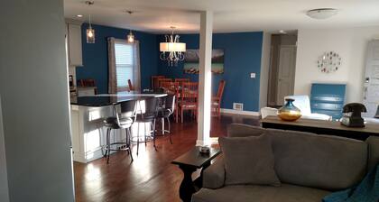 Open Floor Plan 2 Bdrm-Private Home in Mission, KS-video tour-3rd picture