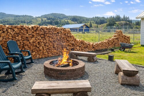 Rainforest Valley Guest House Retreat in Forks 家