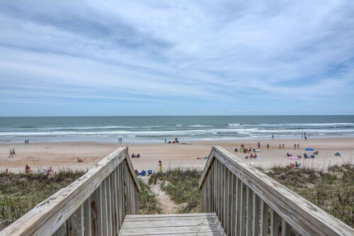 "Comes A Time" Oceanfront - ¡Ubicación súper conveniente, cerca de todo!