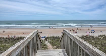 "Comes A Time" Oceanfront - ¡Ubicación súper conveniente, cerca de todo!