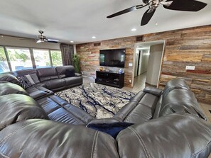 TV, fireplace, video games, DVD player