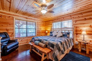 3 quartos, ferros/tábuas de passar roupa, Wi-Fi de cortesia