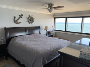 2 habitaciones, tabla de planchar con plancha y wifi 