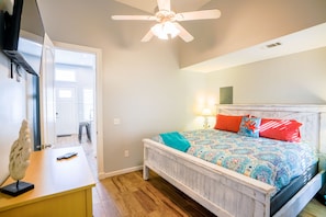 2 bedrooms, iron/ironing board, free WiFi, bed sheets