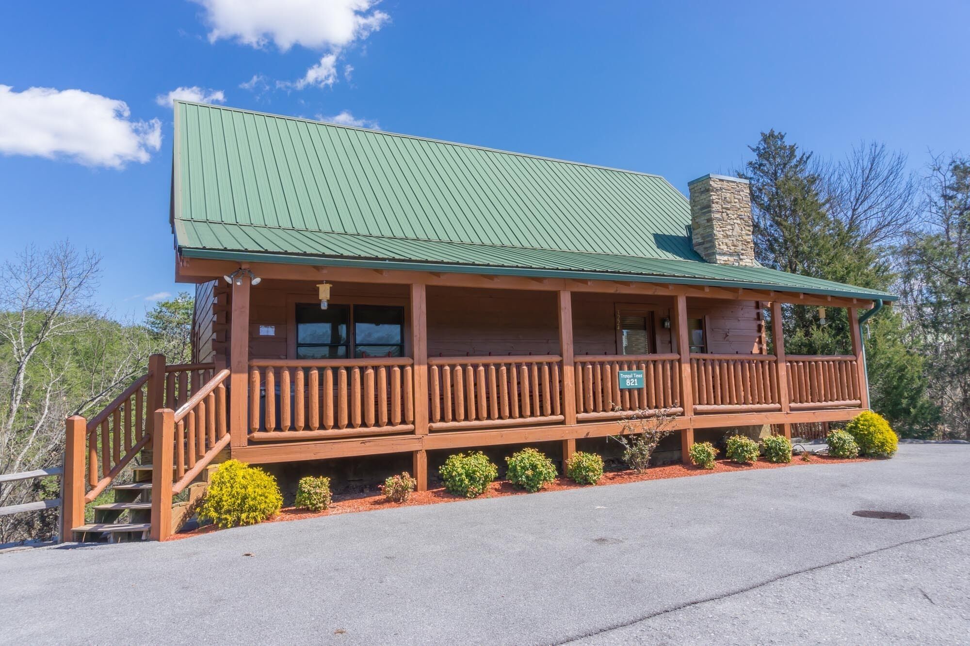 Fall is calling!  Book your vacation now at the spacious Tranquil Times cabin!