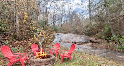 Waterfall Lodge Slick Rock Falls, poreallas, Fire Pit, WiFi aidattu Yard Lemmikit OK