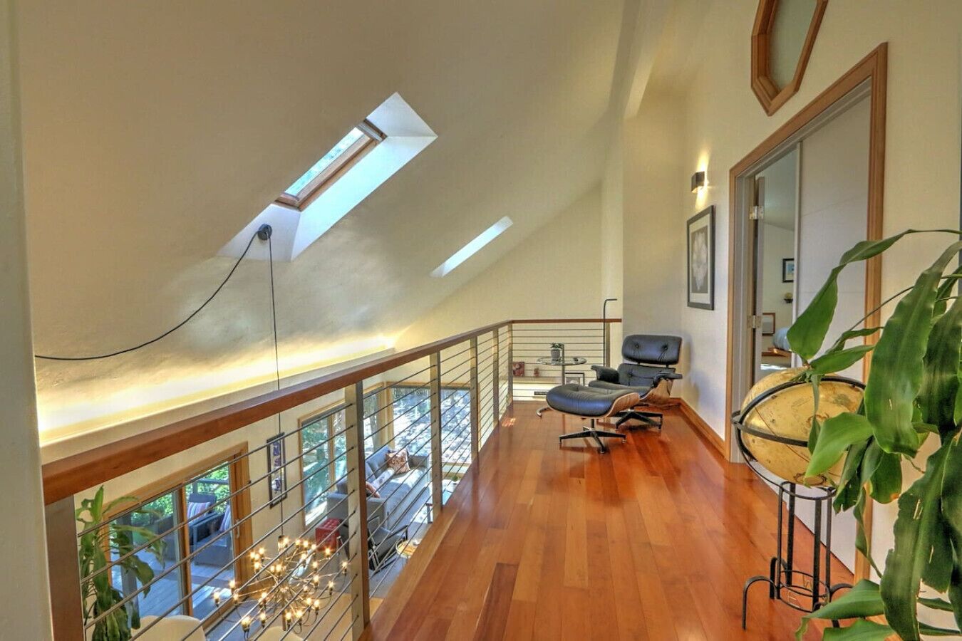 المنشأة من الداخل