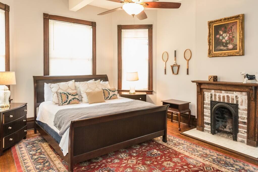 3 soverom, skrivebord, strykejern/-brett og wi-fi (inkludert)