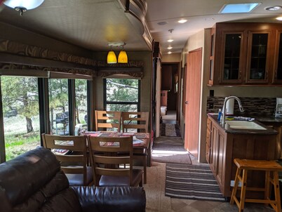 Sandpiper 40ft RV @EvansCliff / HotTub en la cubierta, parrilla de barbacoa, tarifas de otoño !!