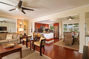 Interior - Luxurious Seaside Retreat ~ Heated Pool & Jacuzzi (Princeville)
