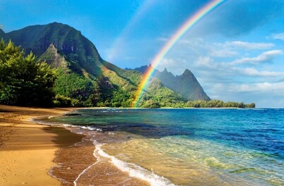 Best Deal in Town gorgeous Kauai beach resort, romantic, fun and yoga "zen"