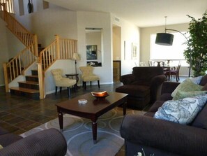 Smart TV, fireplace, DVD player, stereo