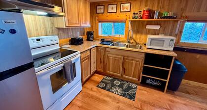 Denali Park View Family Log Cabin