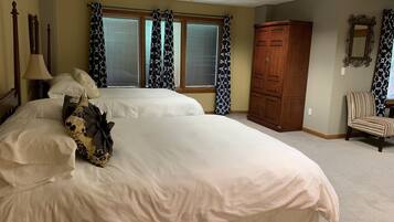 5 Schlafzimmer, Bügeleisen/Bügelbrett, kostenloses WLAN, Bettwäsche