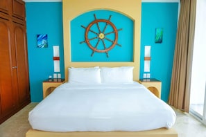 3 bedrooms, in-room safe, desk, iron/ironing board - Oceanview Isla Mujeres Villa - Private Pool, Steps from Snorkeling, & Skybar (Isla Mujeres)