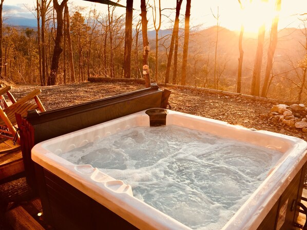 مغطس سبا خارجي