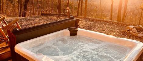 Tina de hidromasaje al aire libre