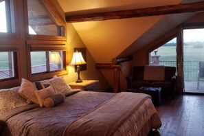 5 bedrooms, desk, iron/ironing board, free WiFi
