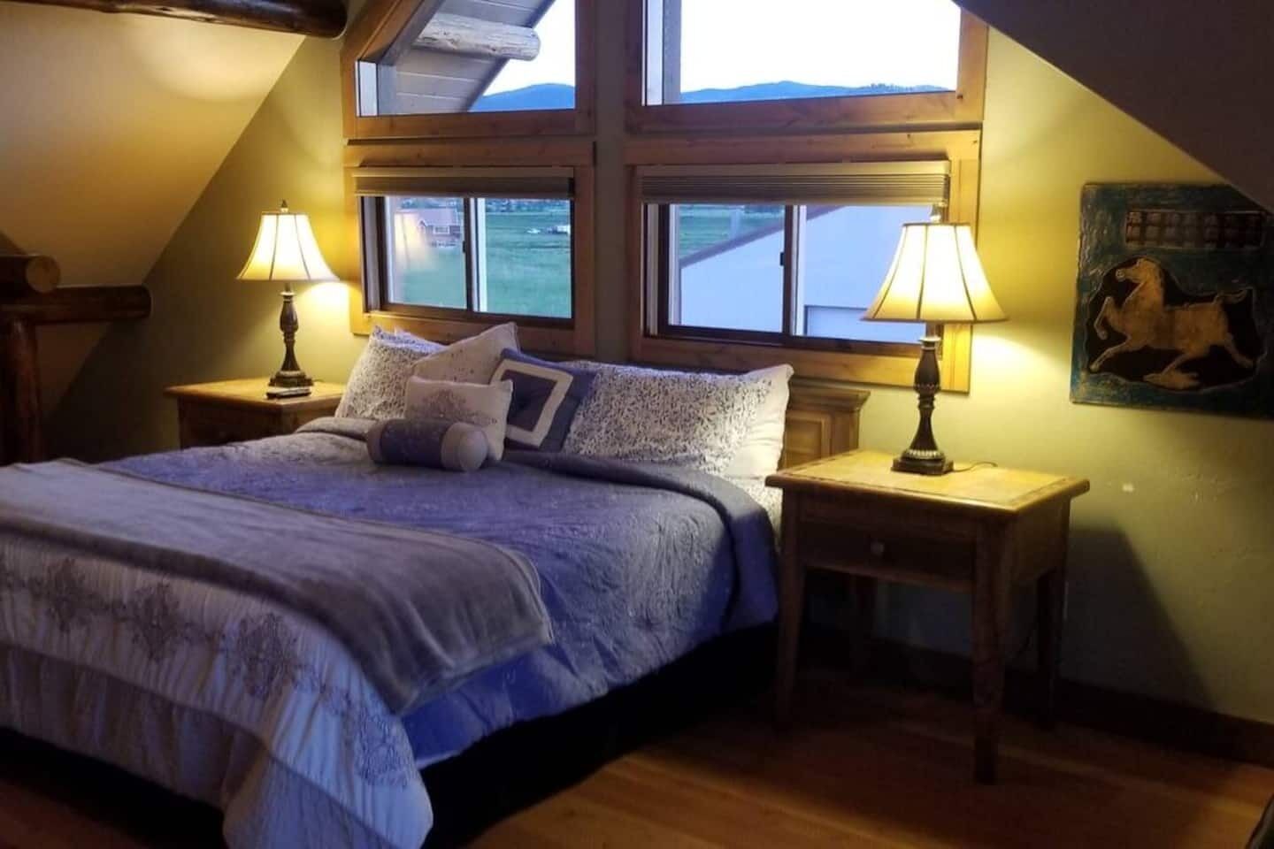 5 bedrooms, desk, iron/ironing board, free WiFi